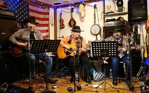 20190308 TK演奏中.jpg